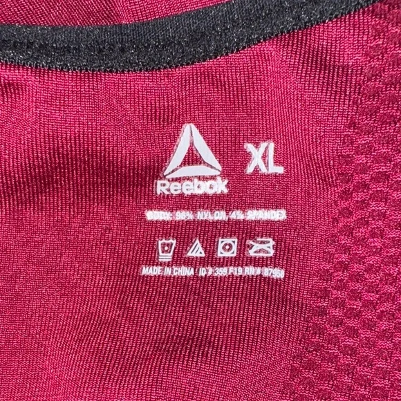 Reebok Women's Burgundy Sports Bra Size XL No Padding Very Good Condition - Picture 5 of 8